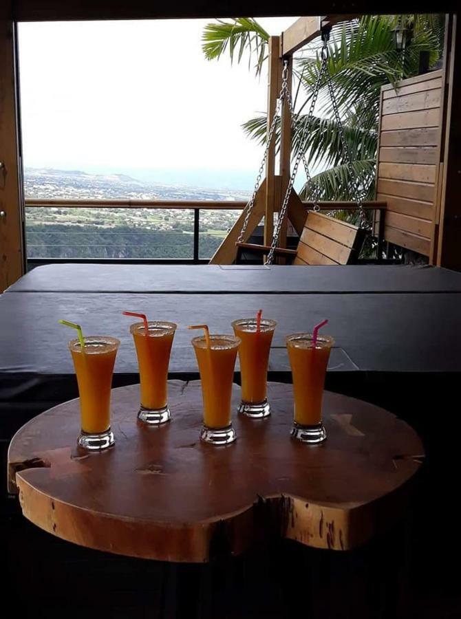 Le Belvédère Noël Esterno foto